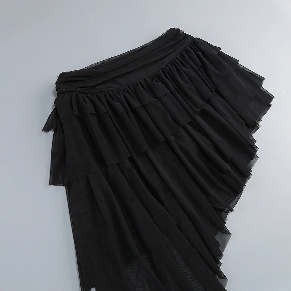 Luxury Black Strapless Corset Dress with Asymmetric Ruffle Skirt