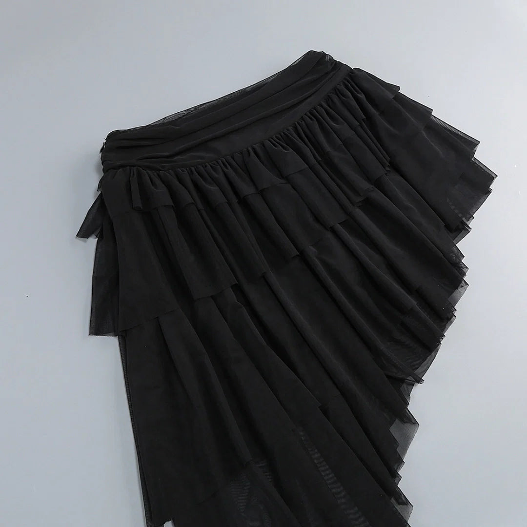 Luxury Black Strapless Corset Dress with Asymmetric Ruffle Skirt